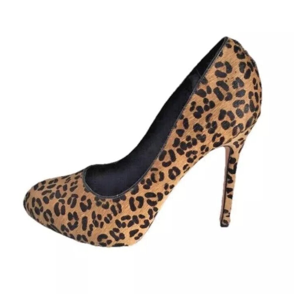 New DOLCE VITA Leopard Cheetah Calf Hair Pumps Size 8